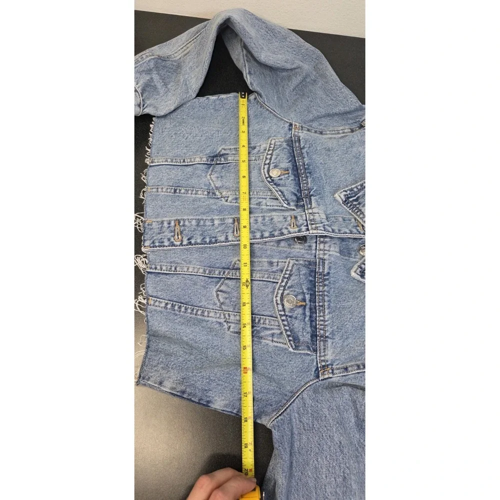 ZARA Cropped Denim Jacket XS Blue Distressed Raw Hem Button Front Moto Grunge - Picture 4 of 6